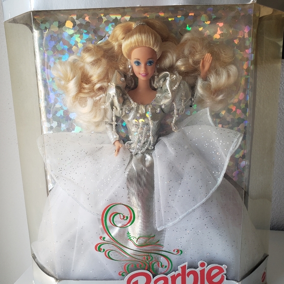 Vintage 1992 Happy Holidays Barbie - Picture 1 of 4
